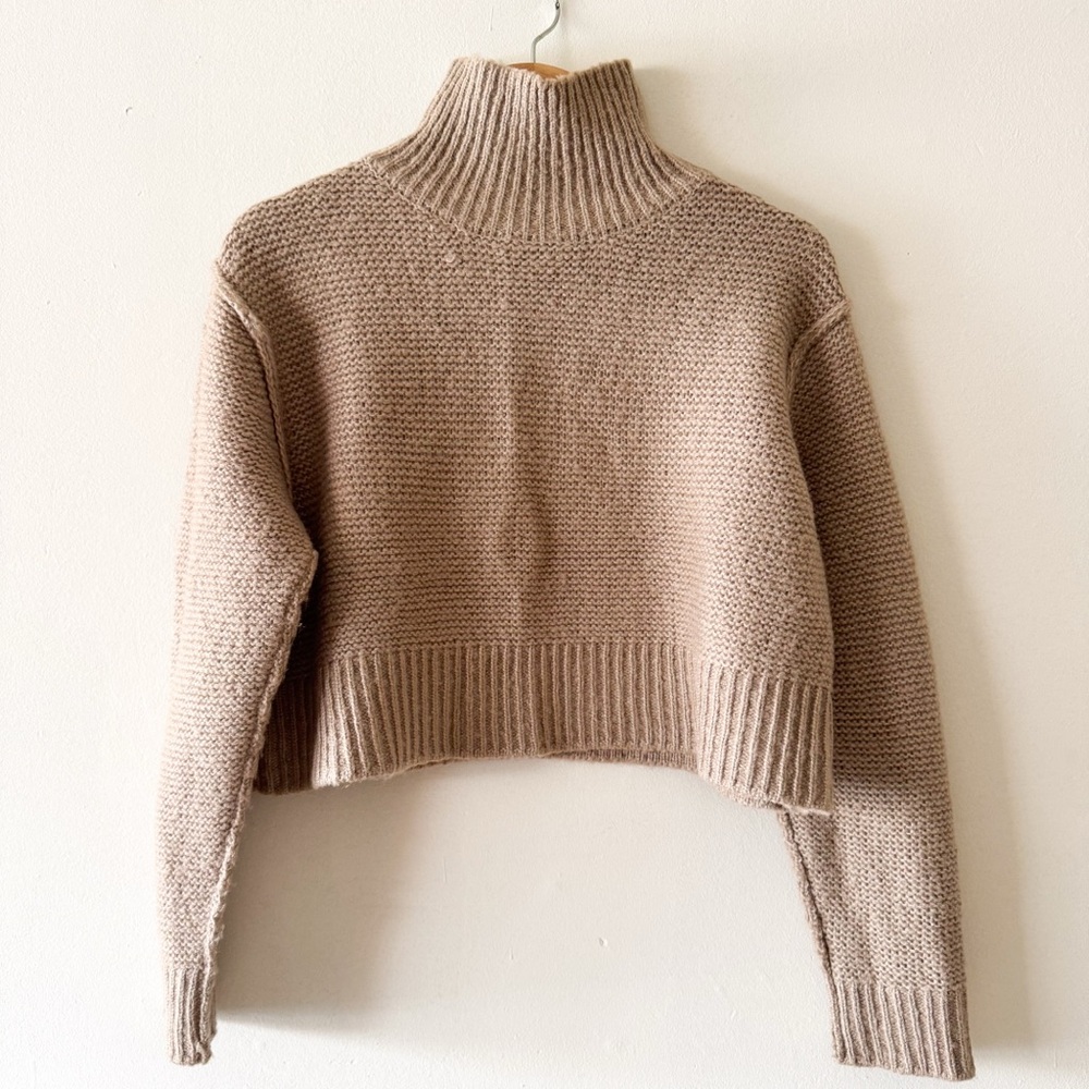 Elodie Taupe Cowl Neck Crop Top Sweater Size Small